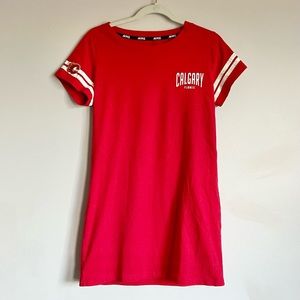 Gently used, NHL Calgary Flames mini dress, size small/medium (004)